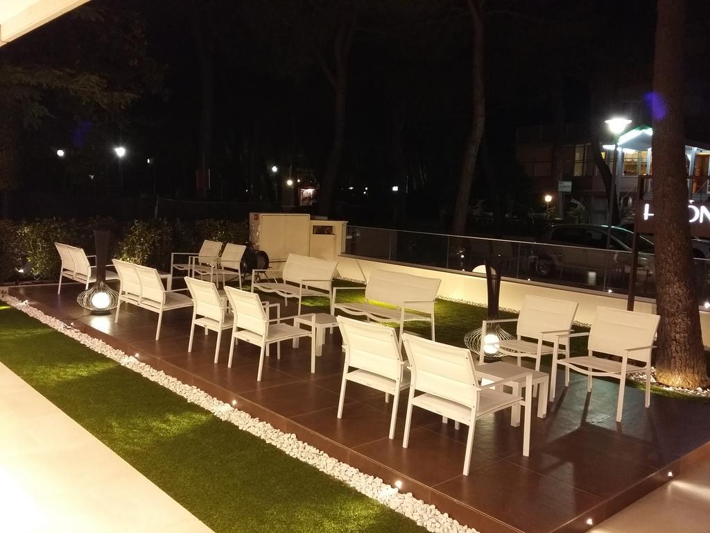Hotel Condor Milano Marittima Exterior foto